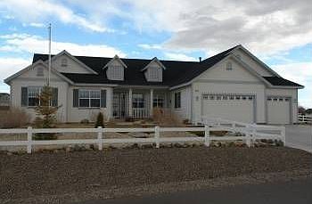 1st image of 2615 Skyline Dr