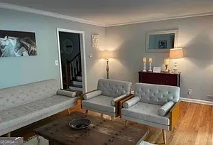 4004 Sheldon Dr NE — Photo 4