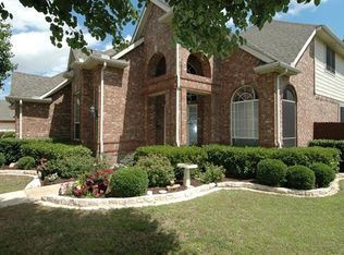 921 Rosemary Dr, Flower Mound, TX 75028