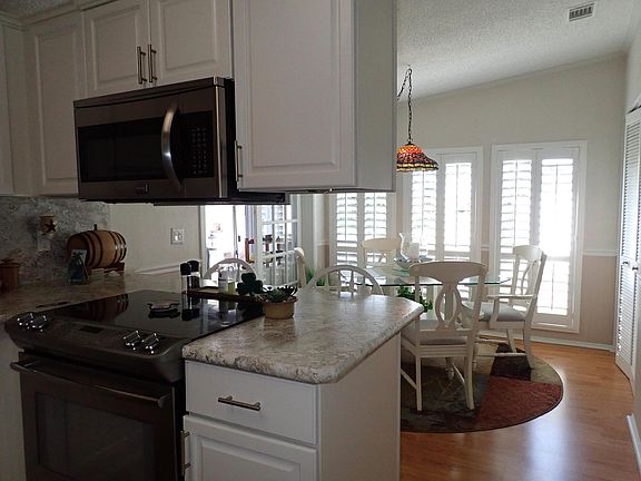 4th image of 3721 Doral Court
