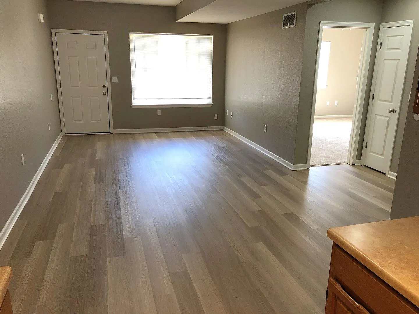 104 Logan Street — Photo 2