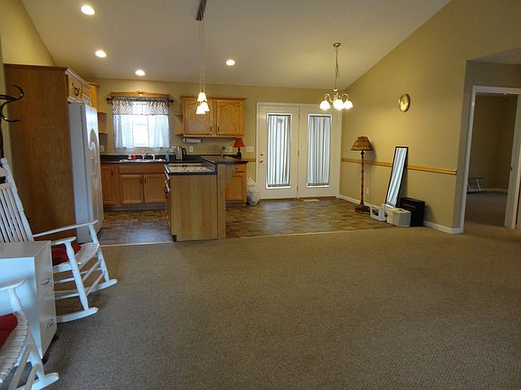 3rd image of 1502 Dale Ave