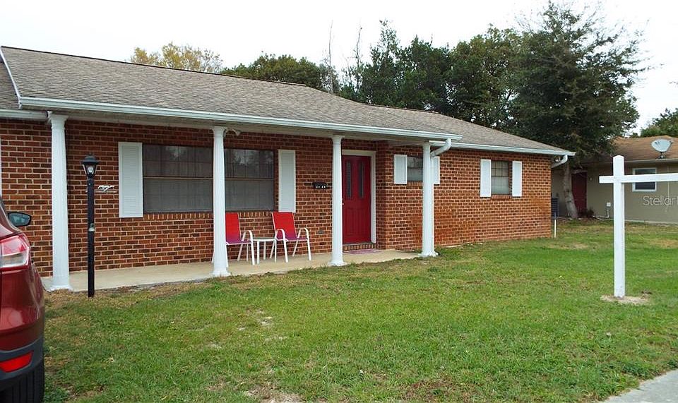1st image of 1739 Saxon Blvd