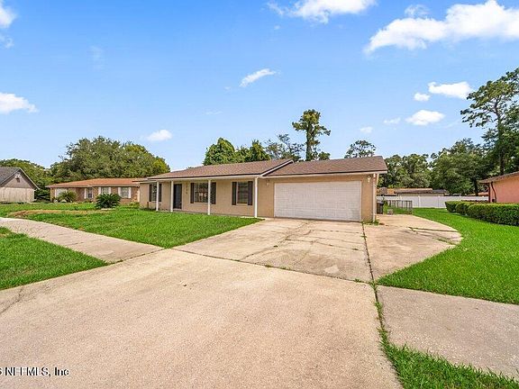 3rd image of 1235 SQUIRREL Lane N