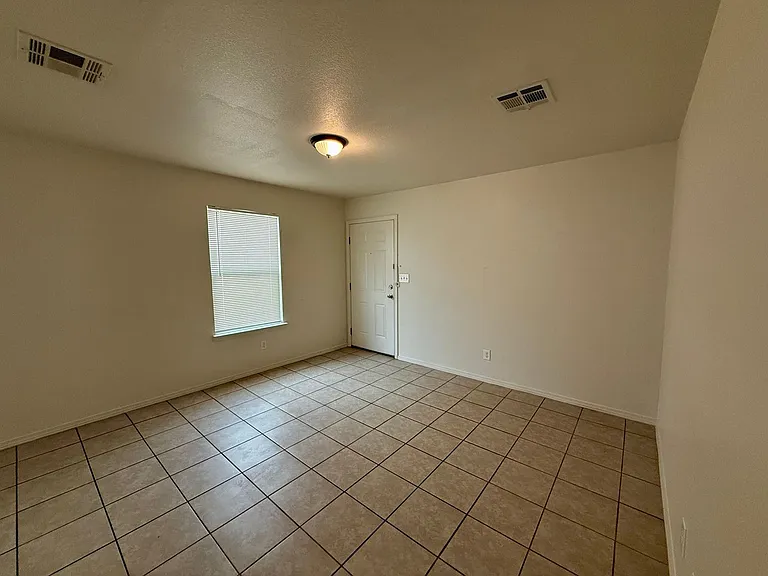 192 Rio Rd — Photo 3