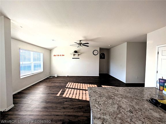 3rd image of 8222 Regency Way