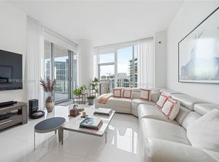 Paramount Miami Worldcent, Miami, FL 33132