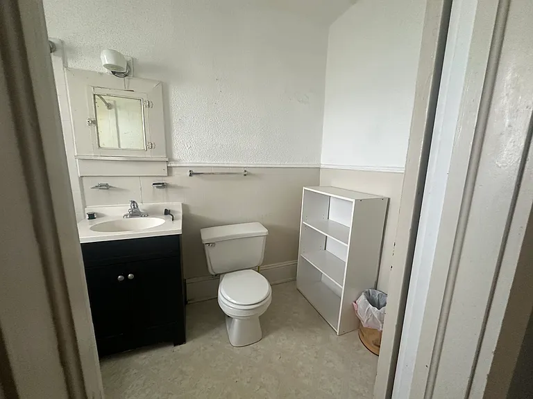 152 Walnut St — Photo 7