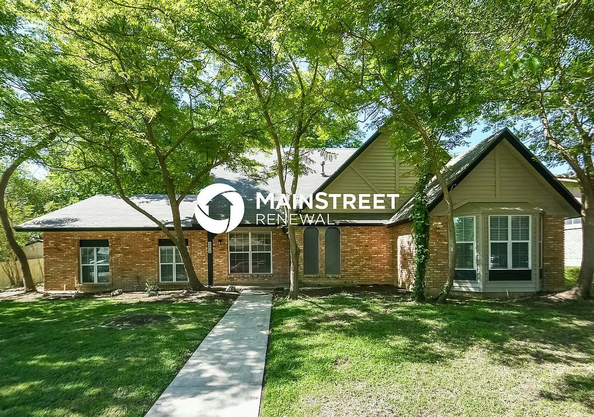 Rear View - 302 De Soto Dr