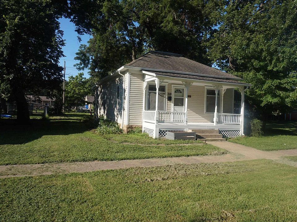 1st image of 310 NE 5th St
