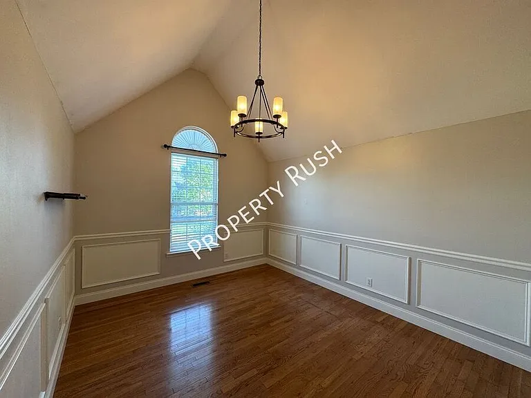 196 Blue Heron Dr — Photo 10