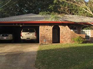 1608 Pat Dr, Gautier, MS 39553