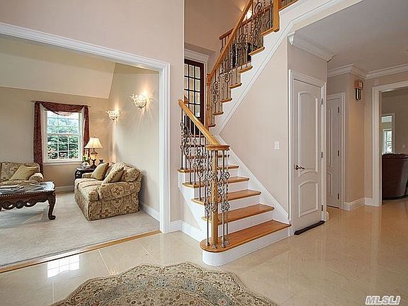 3rd image of 102 Tahlulah Ln