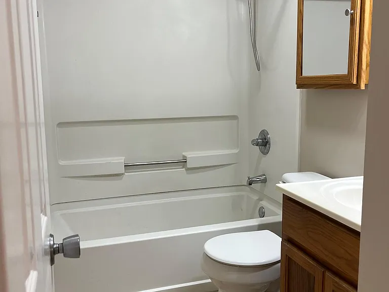 468 E Red Bud Rd — Photo 10