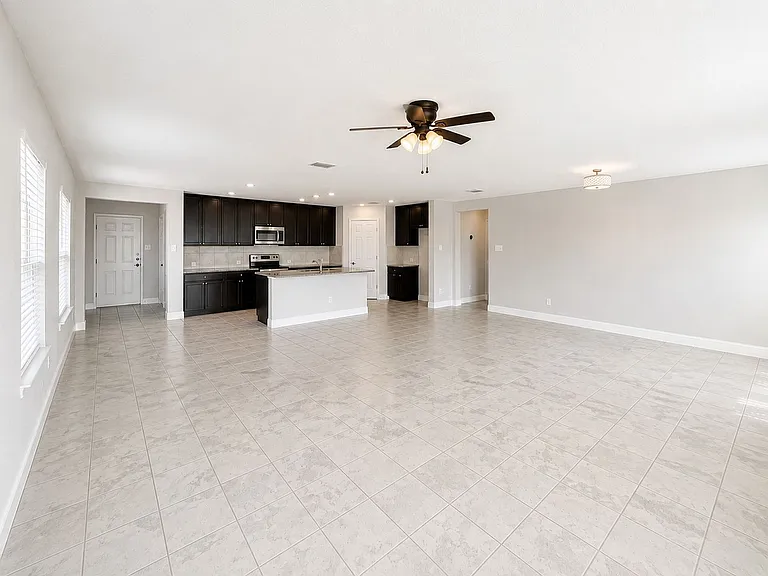 2605 Wesley Ave — Photo 8