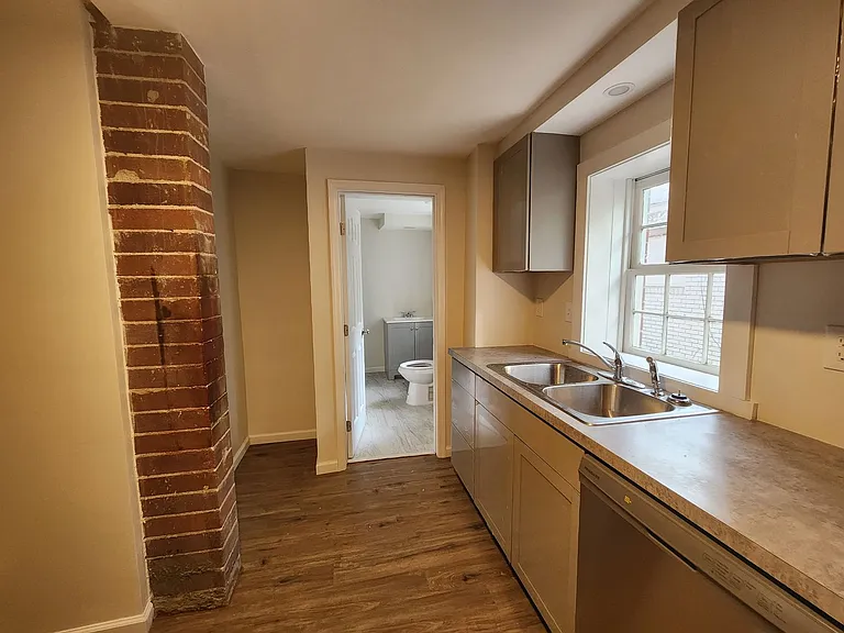 2269 Camille Dr — Photo 6