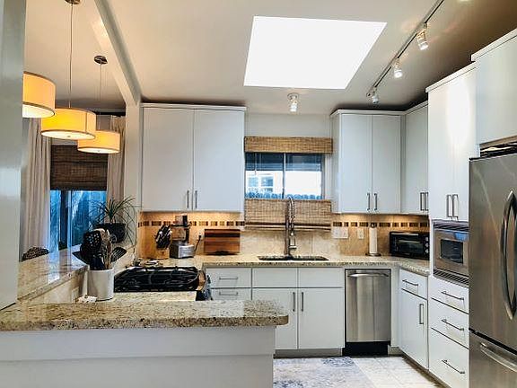 Fabulous kitchen with lots of storage