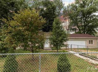 5819 N Galena Rd, Peoria Heights, IL 61616