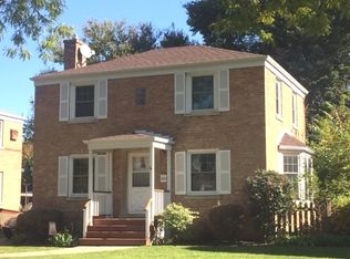 1687 Spruce Ave, Des Plaines, IL 60018