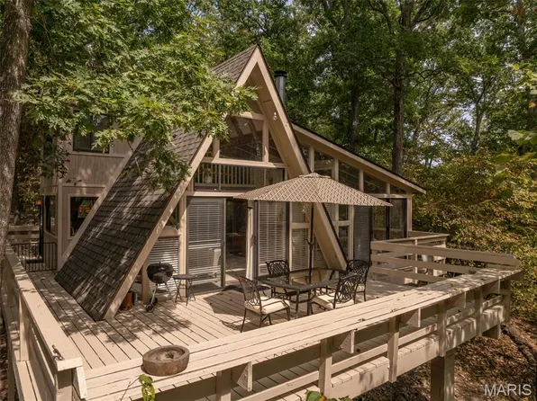 834 Mitten Ridge Dr, Innsbrook, MO 63390