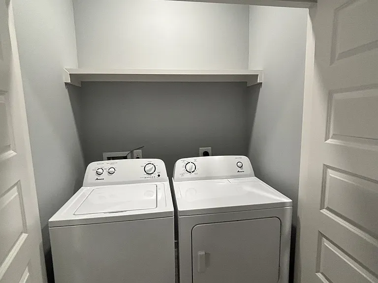 1805 Elsham Rd #1 — Photo 8