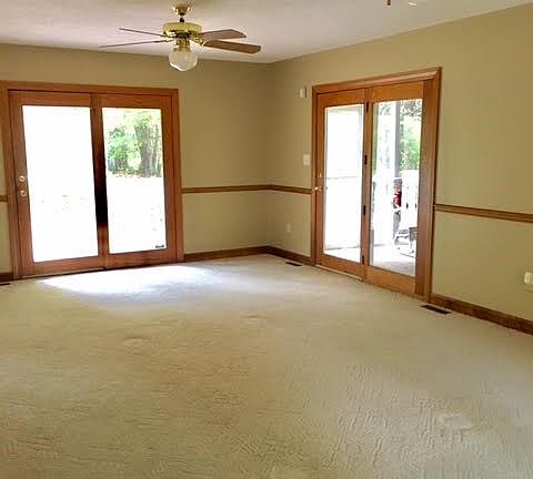 5th image of 320 Plantation Dr