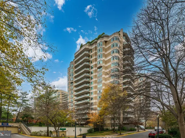 5630 Wisconsin Ave APT 903, Chevy Chase, MD 20815