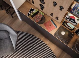 220 Guildford Dr #911, Pt Moody, BC V3H1X5