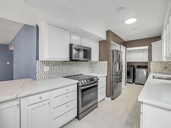 5th image of 3109 N 81st Pl
