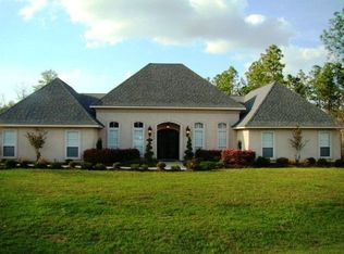 40 Spring Oak Dr, Carriere, MS 39426