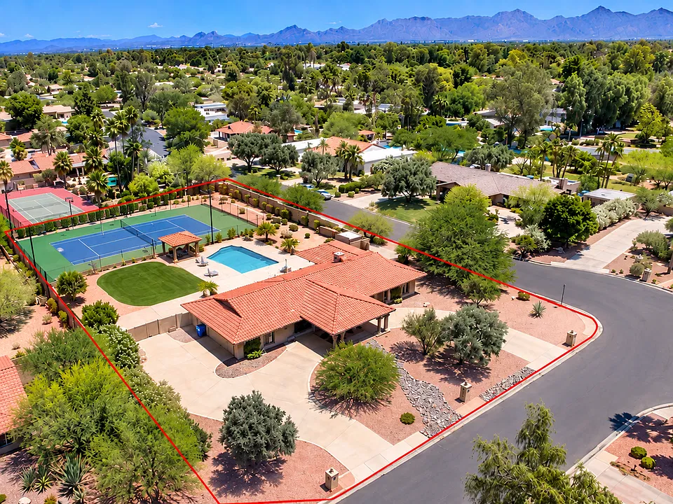 5430 E Sahuaro Dr