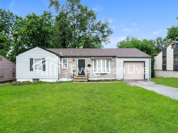 3404 N Pleasant St, Independence, MO 64050