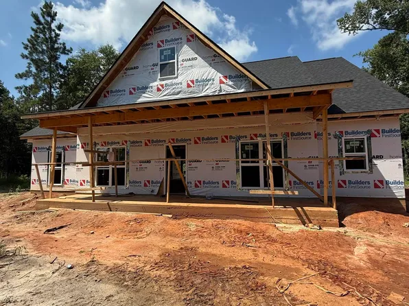 102 Redwood Dr, Cochran, GA 31014