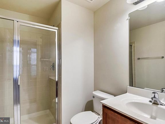 5th image of 9648 Pullman Pl