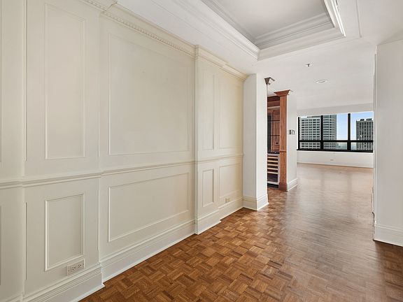 3rd image of 180 E Pearson St APT 3707