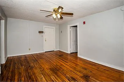 706 Chickamauga Ave — Photo 5