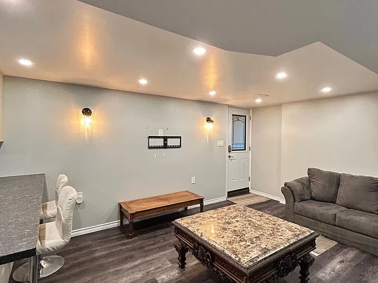 15 Hildegard Dr #LOWER — Photo 9