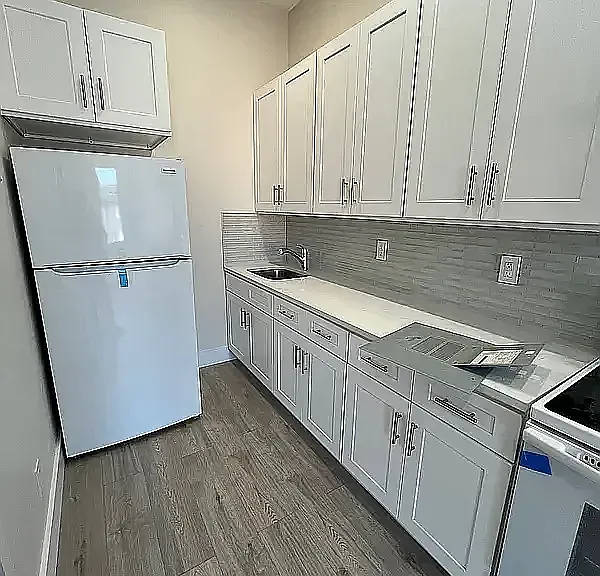 1376 Flatbush Ave #4A — Photo 2