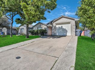 2636 Las Villas Ave, Dallas, TX 75211