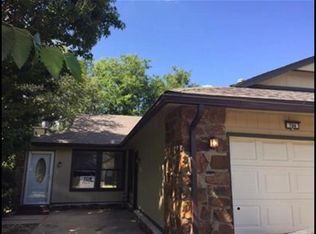 704 E Toledo St, Broken Arrow, OK 74012
