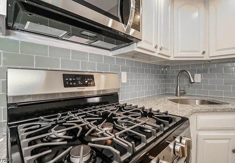 3305 French Dr — Photo 3