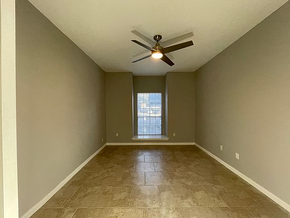 4th image of 8600 Coppertowne Ln #713