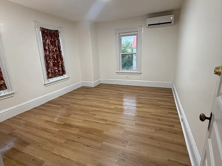 116 Highland Ave #2 — Photo 6
