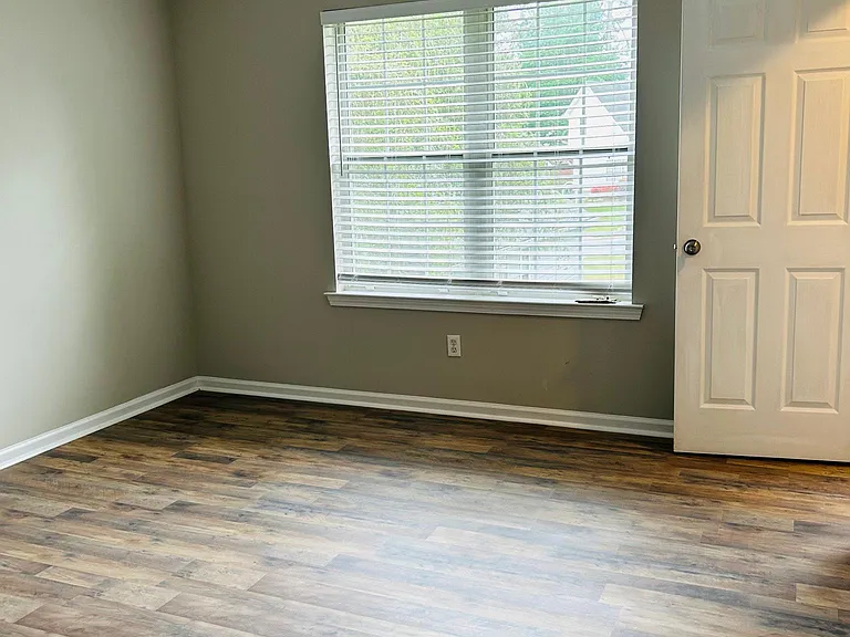 617 W Mnr — Photo 11