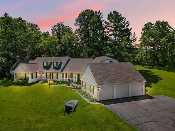 617 Mason Heights, Ripon, WI 54971