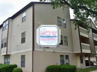 402 S 5th St #F348CD958, Champaign, IL 61820