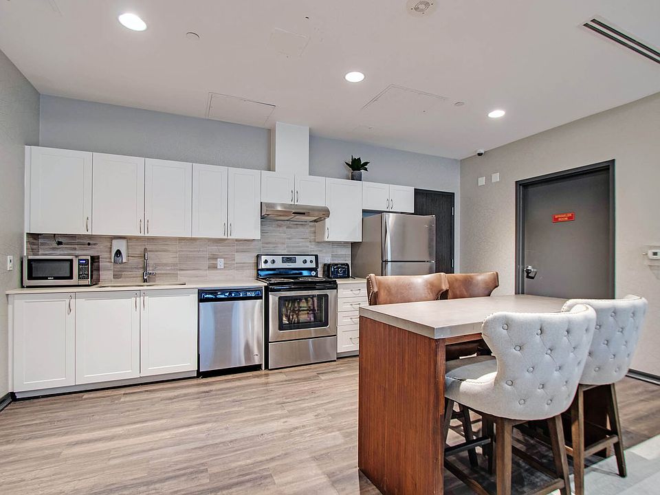 212 Davis Dr 924982, Newmarket, ON L3Y 0C2 Zillow