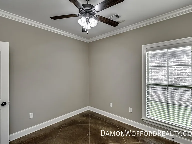 114 Lennox Pl — Photo 29