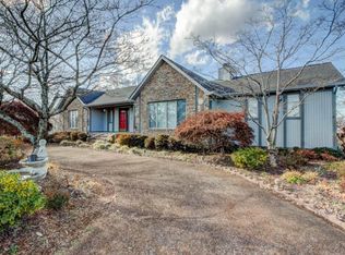 6441 Fairview Rd, Hixson, TN 37343