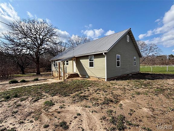 2nd image of 124 County Road 4126